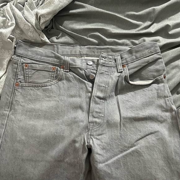 Levi's Gray Denim Jeans with Tan Label - Picture 8 of 15